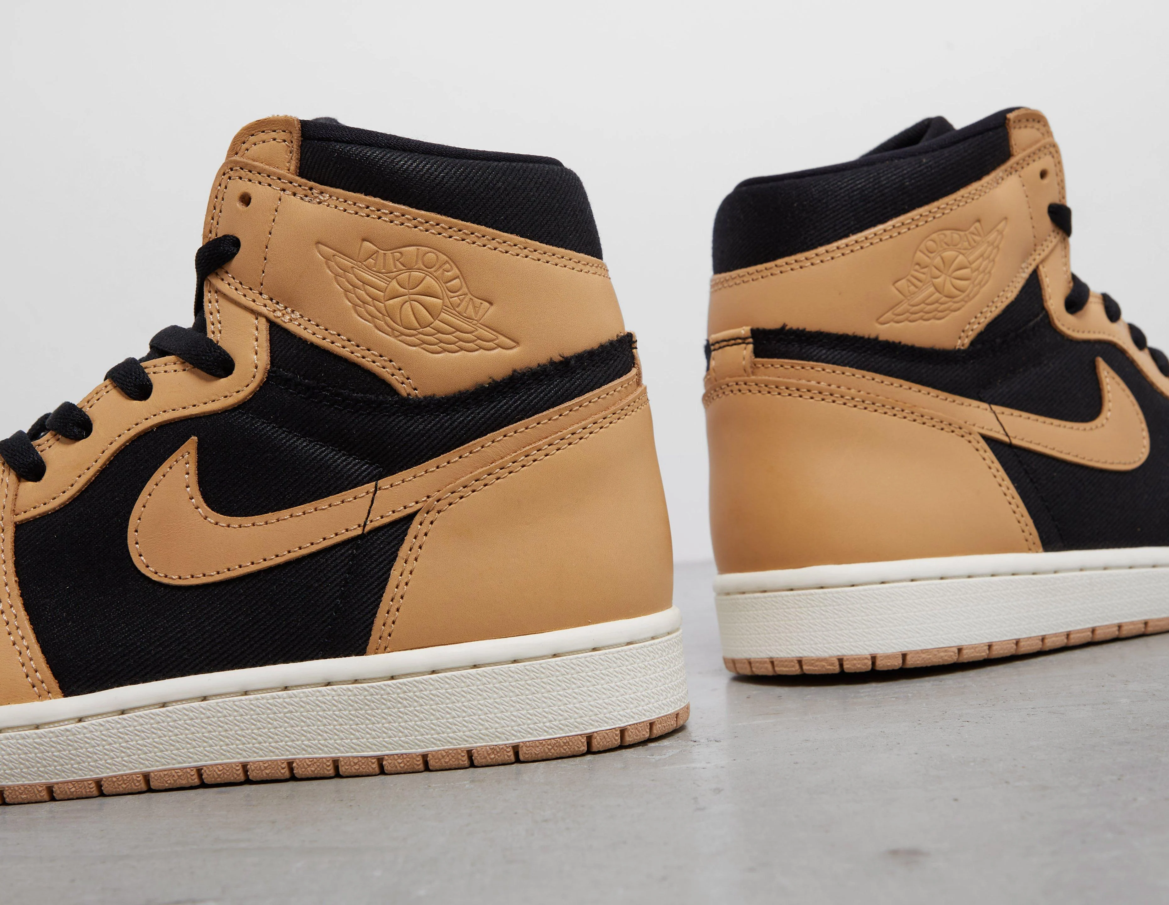 Air 1 Retro High OG 'Heirloom' - Image 4