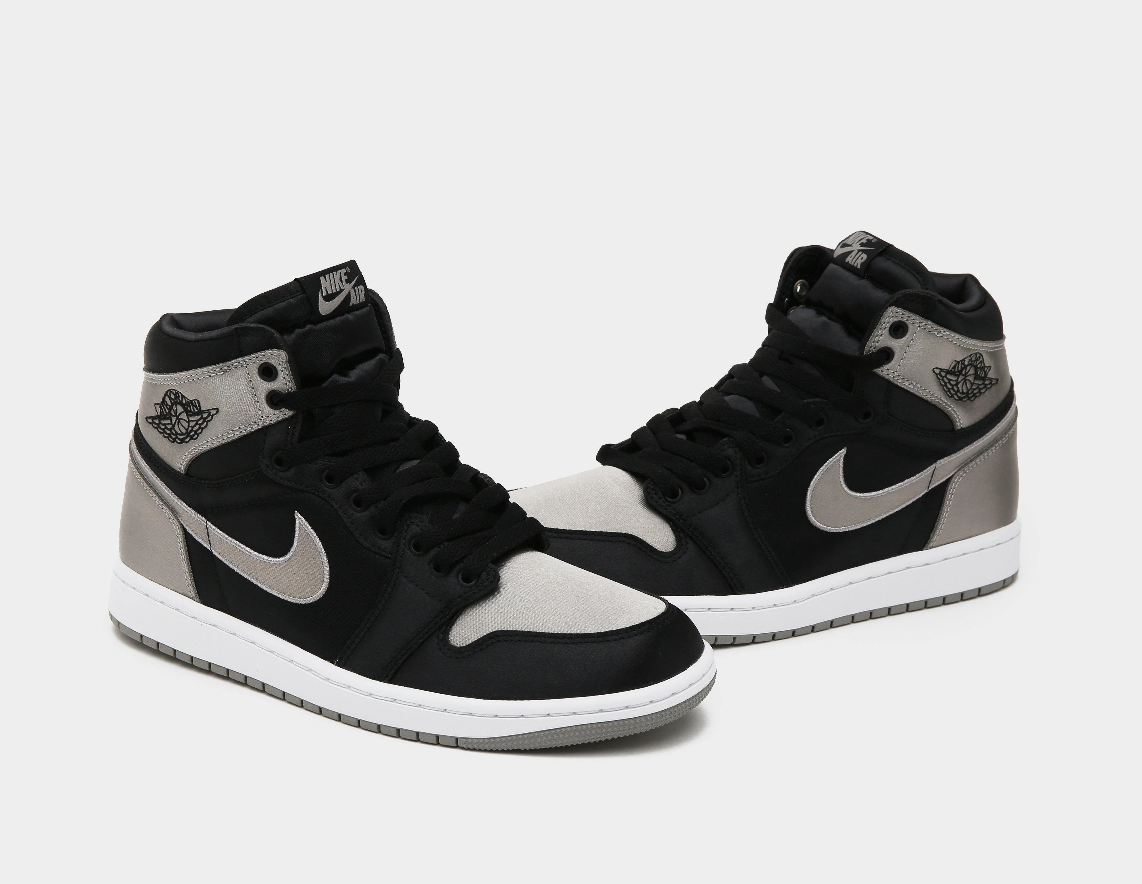 Air Jordan 1 High OG Women's - Image 3