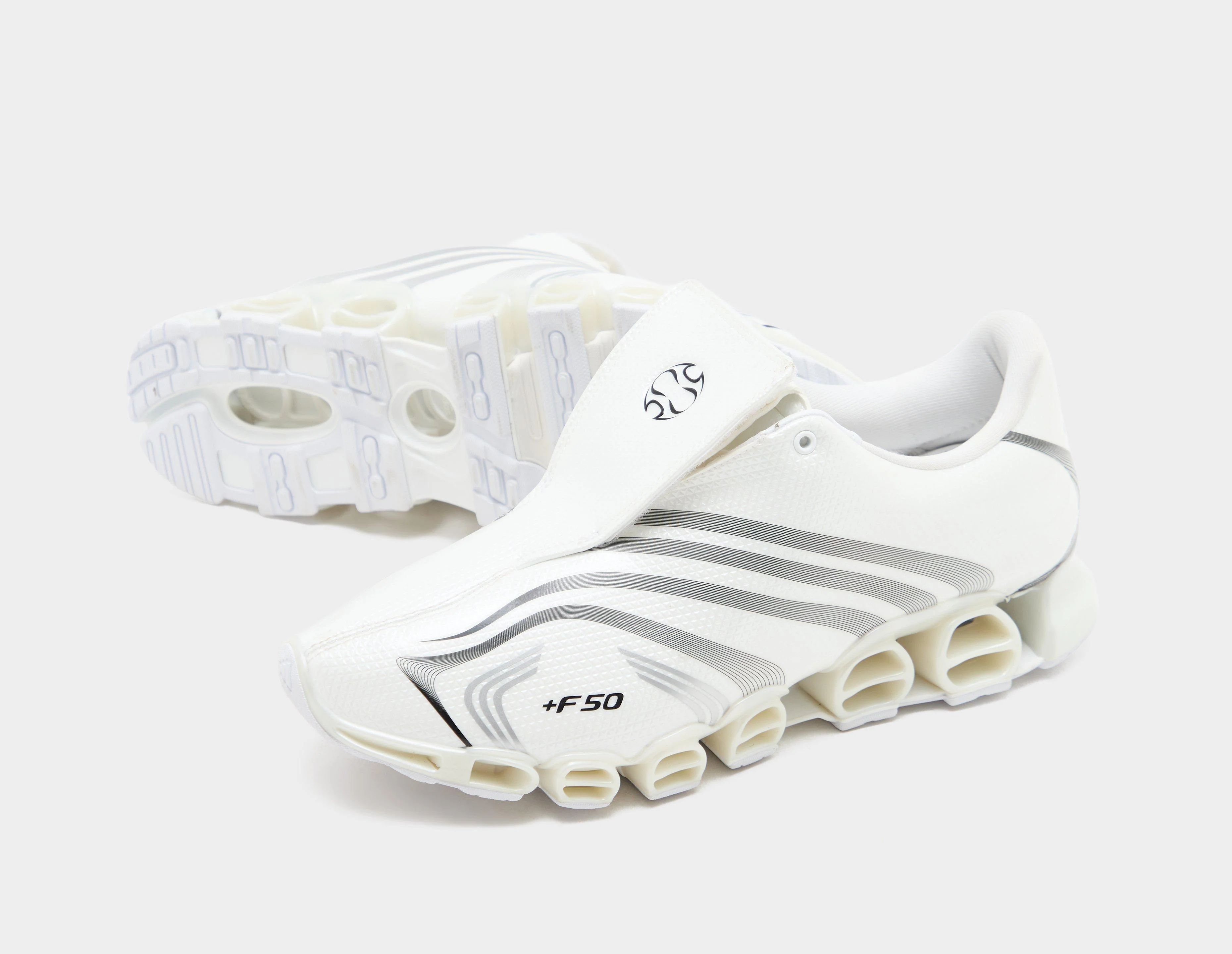 x Slam Jam F50 Tunit Mega Consortium - Image 3