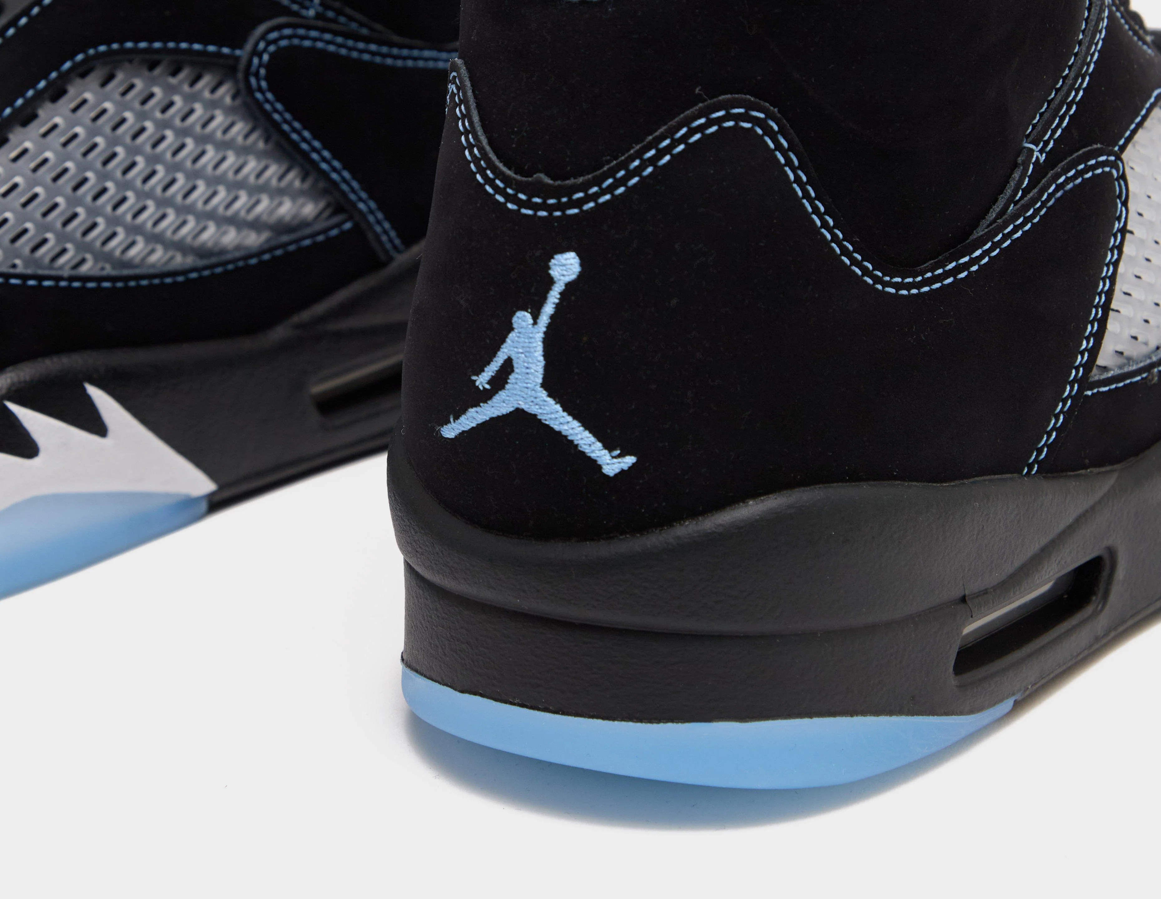 Air 5 - Image 4