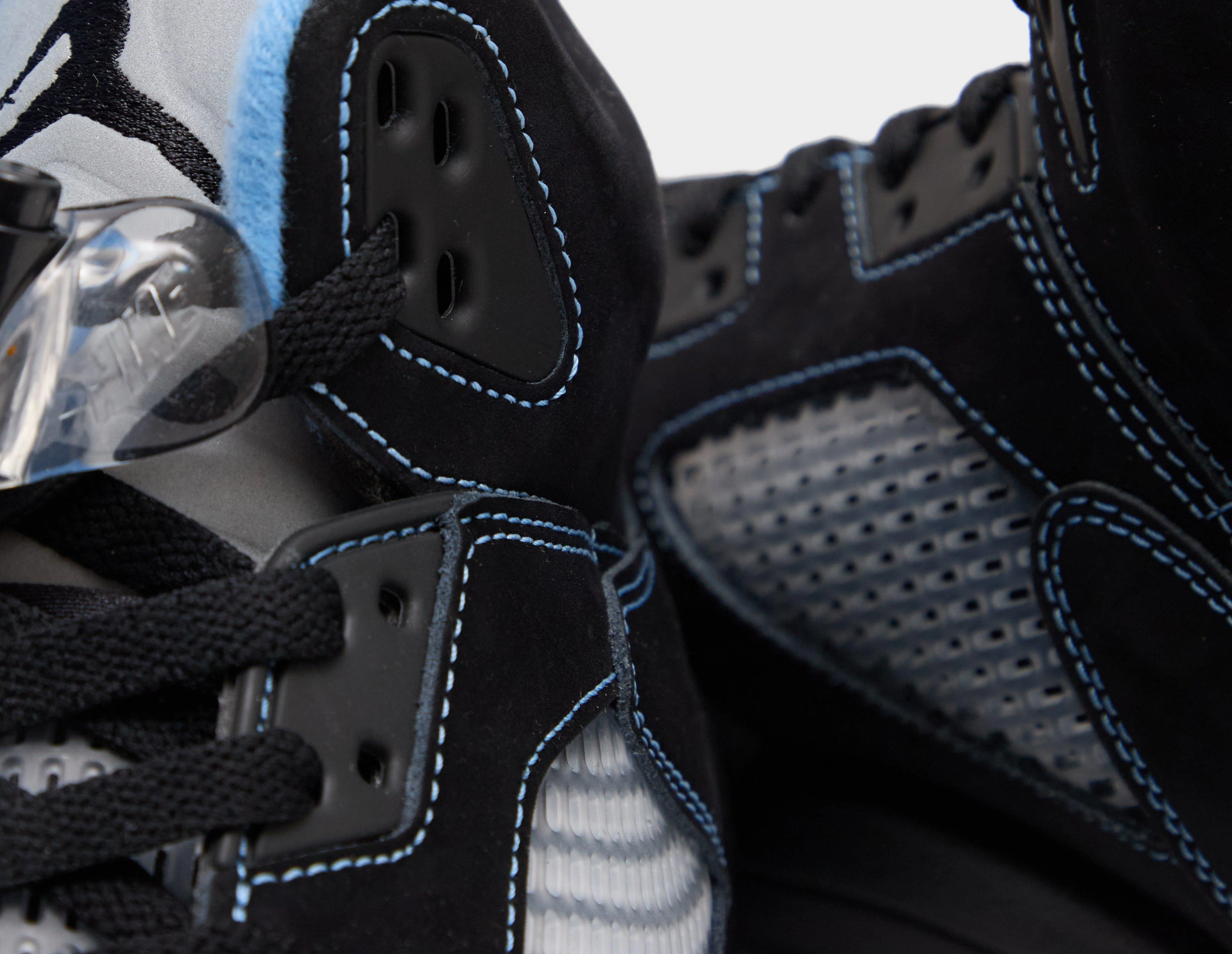 Air 5 - Image 5